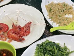 -小海豚•老字号海鲜餐厅(天涯店)