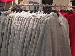 -H&M(天一广场店)