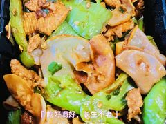 辣椒炒肉-兰湘子·湘菜小炒(石家庄万象城店)