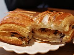 -VERIE BAKEHOUSE