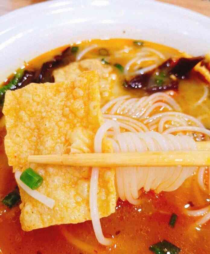 小螺莉螺蛳粉(滨江和城店)-"最近几天很想吃螺狮粉,然后昨天下班早就