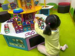 -莫莉幻想儿童乐园(北京顺义华联店)