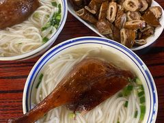 -香辉食馆(新兴路店)