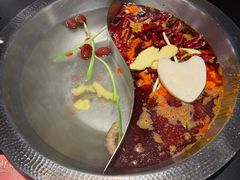 -廖掌柜·重庆鲜货火锅(上海首店)