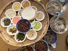 -包整·丝娃娃(一览甲秀楼风景店)