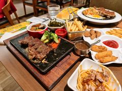 -豪客来牛排(空港华联店)