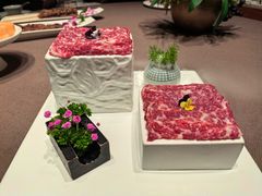 -左庭右院鲜牛肉火锅黑金店(陆家嘴中心店)