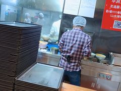 -亮亮面馆(经六路店)