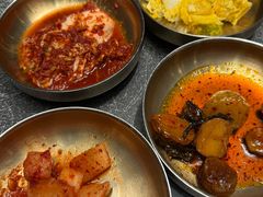 -草家酱蟹炭火烤肉店(珲春南路二店)