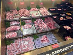 猪颈肉-哈哈碳都·牛肋条无限自助烤肉(宝龙店)
