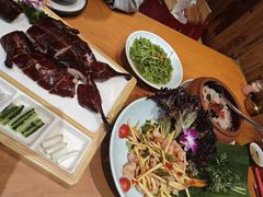 -老滇山寨•云南特色菜•地方菜•民族风情歌舞表演(金碧店)