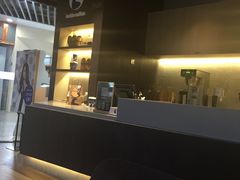 -瑞幸咖啡(新理想大厦店)