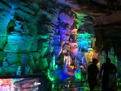 -泰安地下龙宫景区