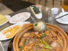 -胡须佬鸡煲四季火锅店(石厦西村直营店)