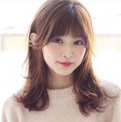 -变画·发型STUDIO