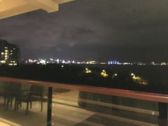 -三亚湾海居铂尔曼度假酒店