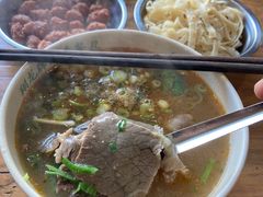 -清真马杰山牛肉汤馆