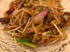 湿炒牛河-白仁仔· 活烤海鲜 宵夜(豫园店)