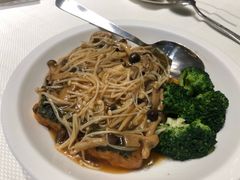 翡翠豆腐-新加坡海鲜共和(名胜世界圣淘沙海滨坊)