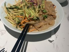 -关东小磨东北菜(漕河泾印象城店)