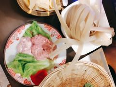 -老房老舍重庆火锅(假日城市店)