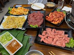 -韩风烤牛肉冷面店