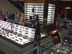 -新镜界眼镜(乐坊大华生活广场店)