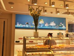 面包甜点陈列柜-好利来(四惠店)