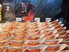 -雍容荟帝王蟹活龙虾展台自助(IFS黑金店)