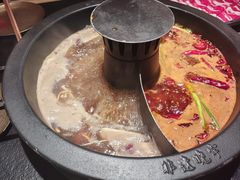 -晓宇重庆火锅(西安荟聚店)