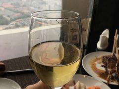 -唐拉雅秀酒店-西锦汇空中BBQ·思创餐厅