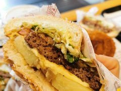 -The Habit Burger Grill 哈比特汉堡(爱琴海店)