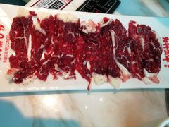 现切吊龙肉-为什么牛潮汕牛肉火锅(中信广场店)