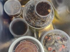 -包整·丝娃娃(甲秀楼景观店)