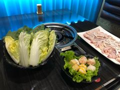 -东椰·海南椰子鸡火锅(朝阳门店)