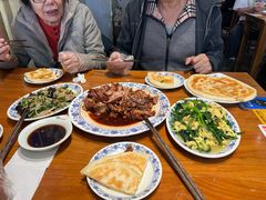 -老天桥酱肉烧饼夹肘子(天桥店)