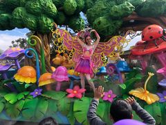 -七彩云南欢乐世界