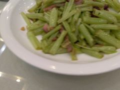 虾酱通菜梗炒肥叉-太子园林酒家