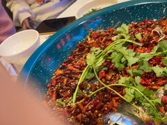 -渔香岛美蛙鱼头火锅(威清路店)