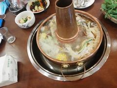 -岳记兴隆·青城腊排铜火锅(融创店)