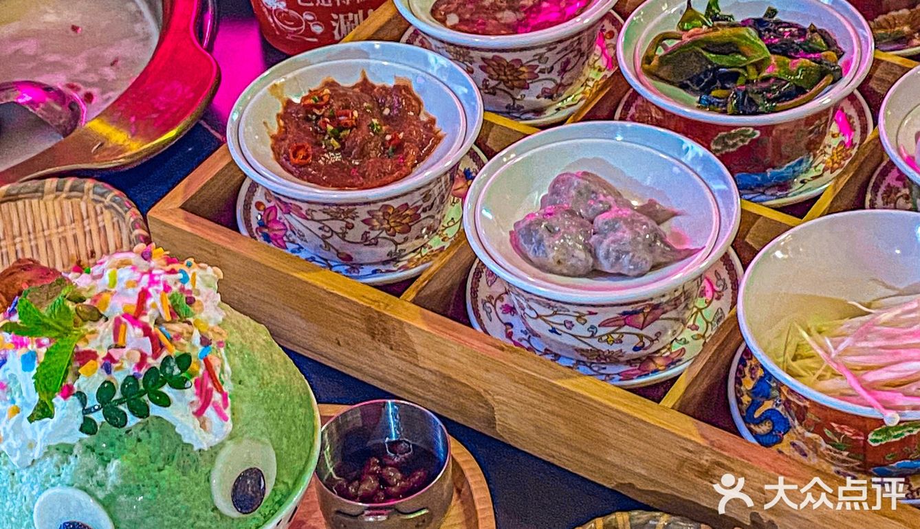 福州赛博朋克风的六婆🥘好吃到我已经n刷了‼️