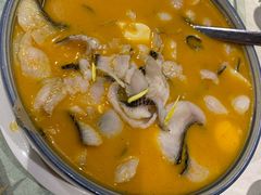 个旧泡梨煮鱼-醉云喃