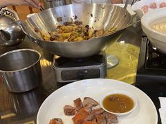 -老唐三下锅 ·张家界地标美食(溪布街店)