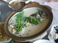-天乐农家鱼头王(天目湖店)