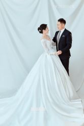 -黑马婚纱摄影
