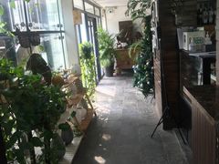 -榴莲咖啡馆