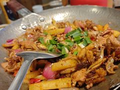 -富正毅三下锅·湘西韵味(天门山索道店)