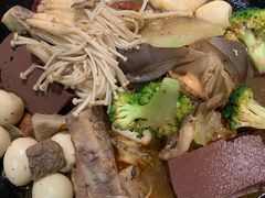 -万记麻辣烫国展总店