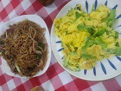 -鹤睦鱼生·啫啫煲·海鲜(保利百合店)