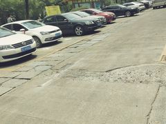 -停车场(绍兴世界贸易中心东区北)